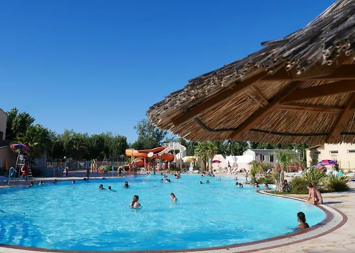 Les Sable Du Midi 3 Кемпинг