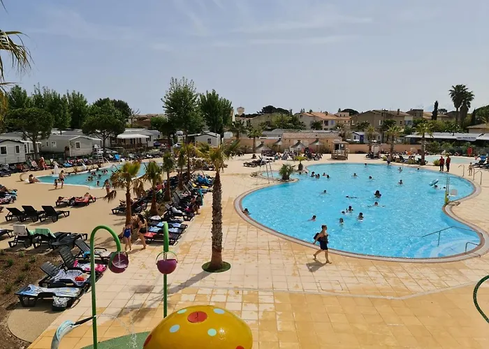 Les Sable Du Midi 3 Кемпинг