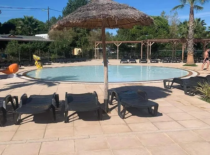 Les Sable Du Midi 3 Кемпинг *