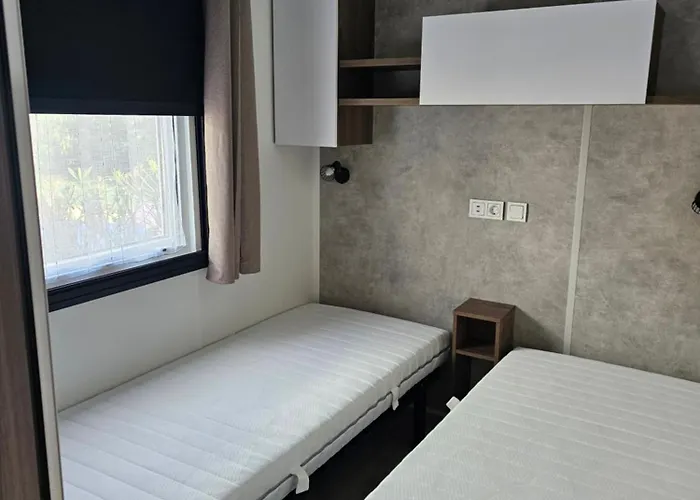 Les Sable Du Midi 3 Кемпинг Вальрас-Пляж