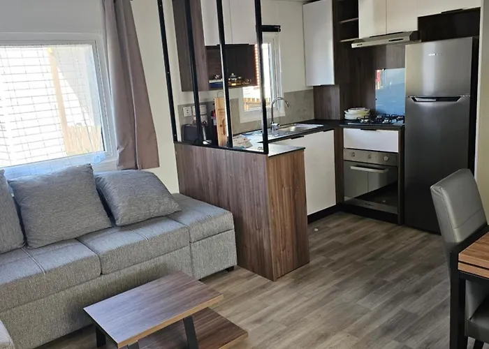 Les Sable Du Midi 3 Кемпинг